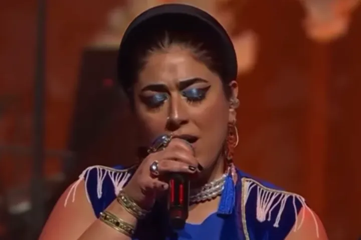 با شنیدن خبر کشته شدن کیان پیرفلک از خشم روی درامز کوبیدم و ترانه بیزارم را زمزمه کردم